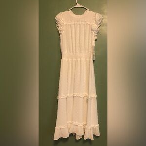 CeCe White Swiss Dot Ruffle-Trim women’s Dress size M